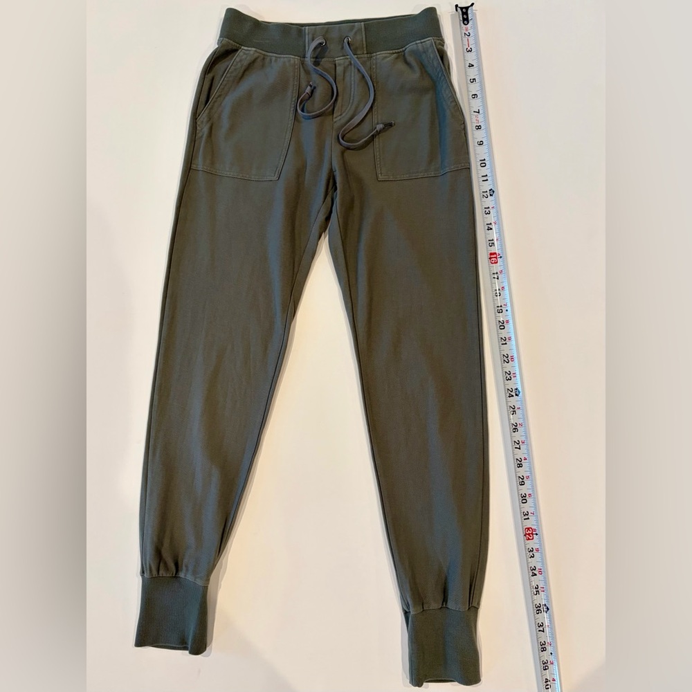Uniqlo 100% Cotton Sage Olive Green Women's Jogger Pants Size Small Relaxed Fit - Picture 2 of 13